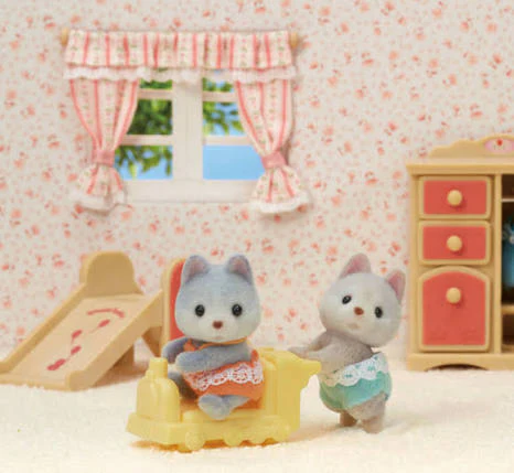 Calico Critters - Husky Twins - Image 3