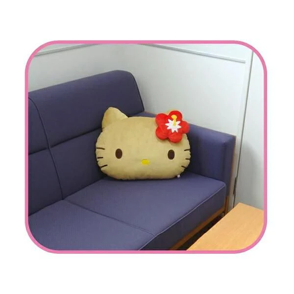 Sanrio Hello Kitty Suntan Series Face Cushion - Red Heisei Retro - Image 4